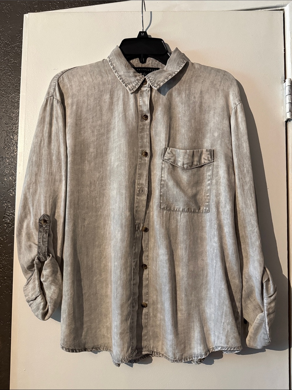 Light Gray Washed Women’s Button-Up Shirt Jacket